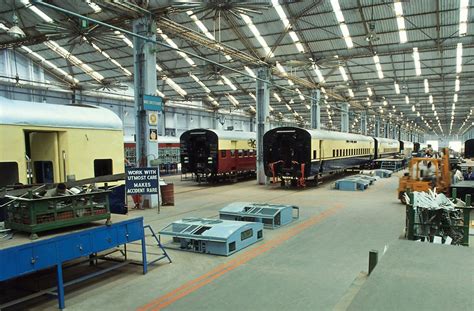 http www freejobalert com rail coach factory 111082